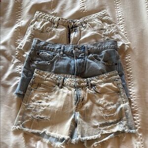 Stylish Women's Denim Shorts - Set of 3 Size 27